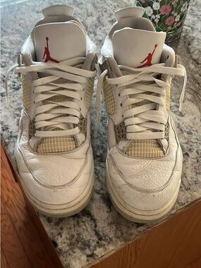 Nike Air Jordan 4 White with Red Jumpman